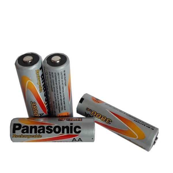 تصویر  باتری قلمی قابل شارژ پاناسونیک بسته 4 عددی